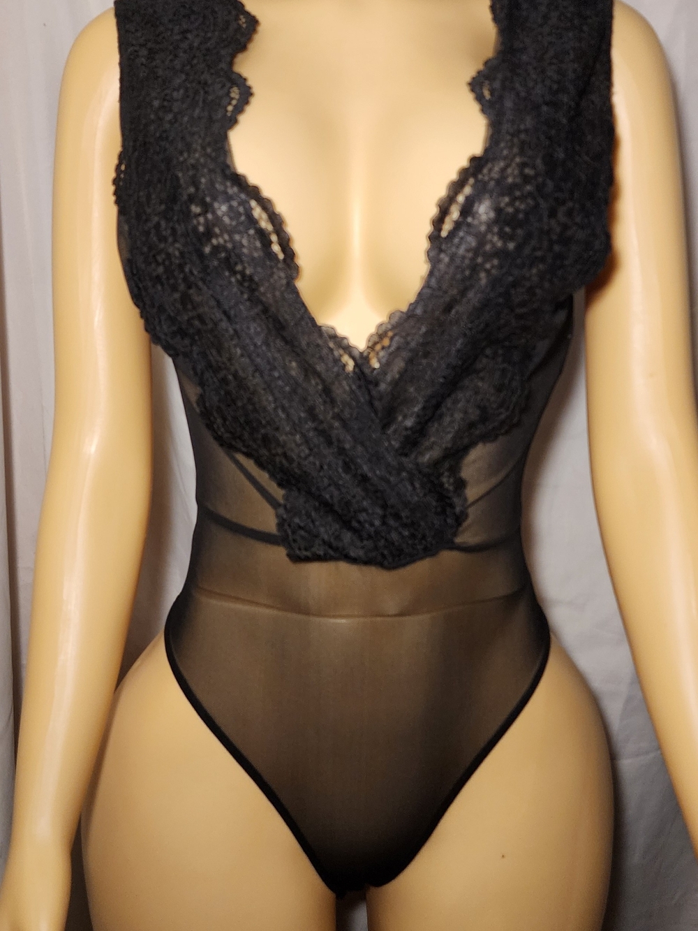NWT Zara Trafaluc Black Lace & Sheer Mesh Plunge Bodysuit Small / P2P 17"